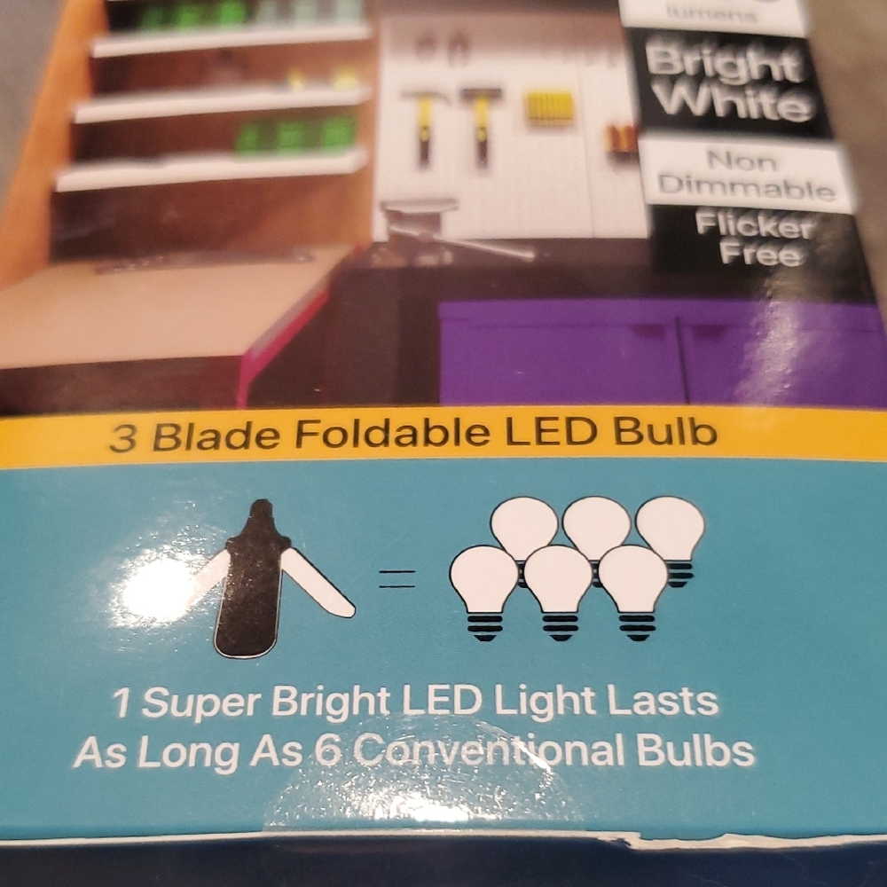 💙 NIB SUPER BRIGHT LIGHT - Picture 6 of 13
